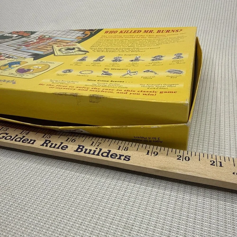 Vintage 2000 Parker Brothers The Simpsons CLUE Board Game
